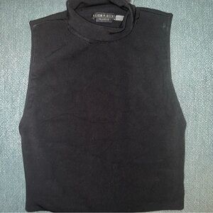 ALICE & OLIVIA size Medium sleeveless mock neck top black